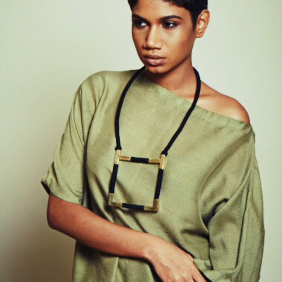 Linea Necklace