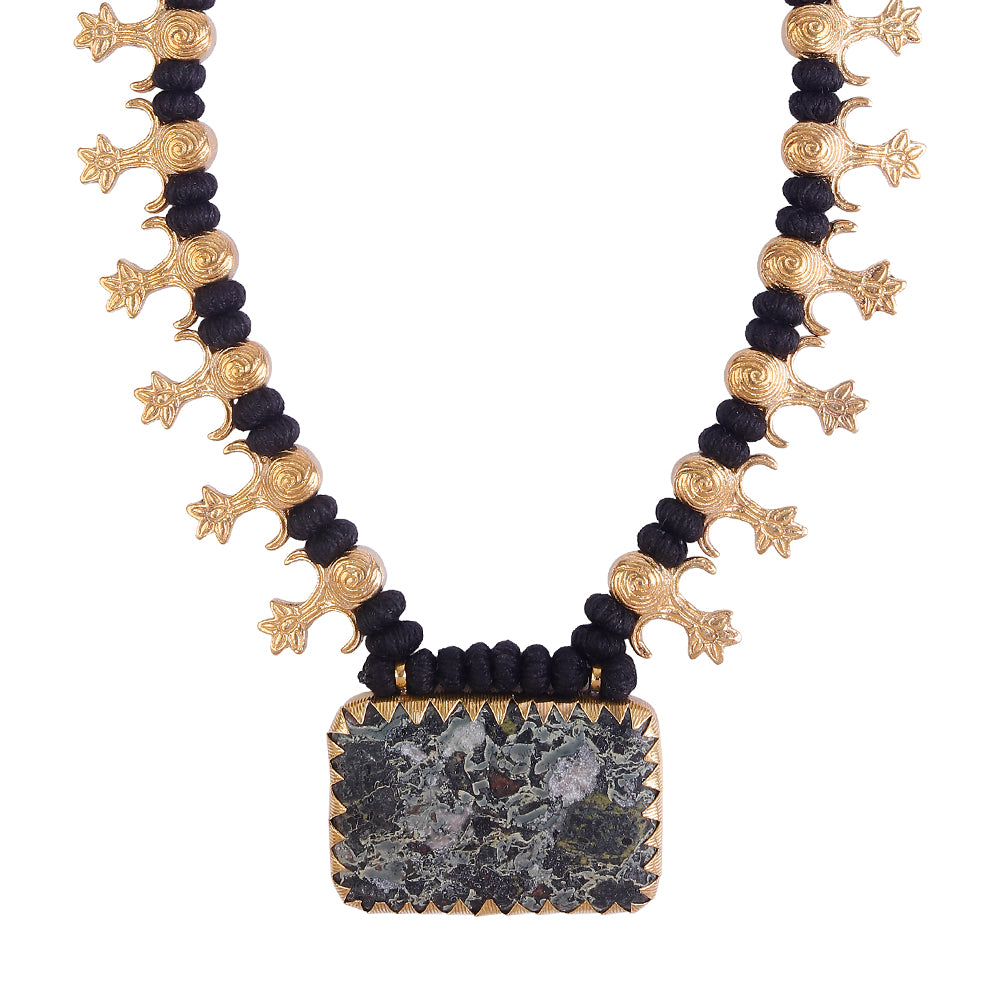 Load image into Gallery viewer, Daria Necklace
