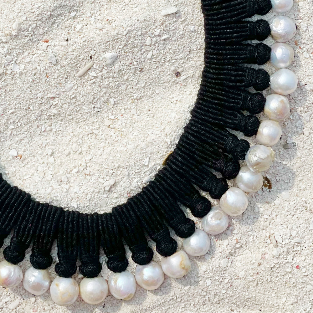 Baroque Pearl Knotted Choker Necklace