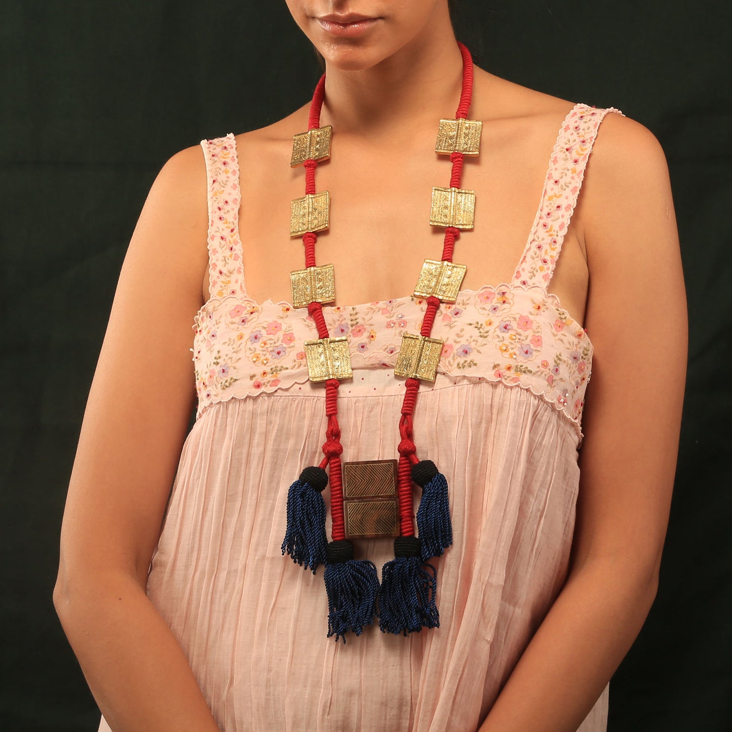 Sayegosha Necklace